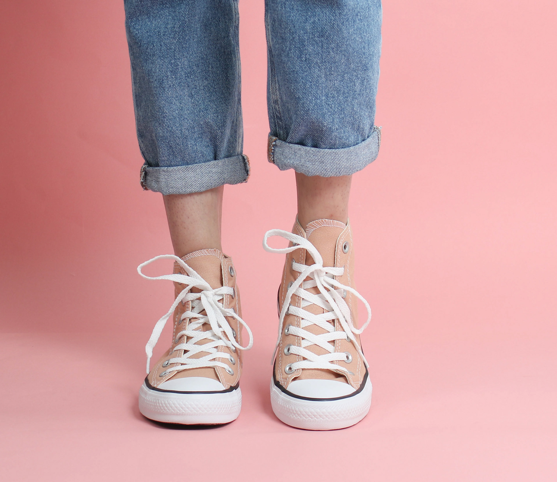 Converse coral altos